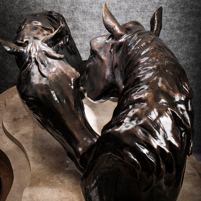 "The meeting" bronze sculpture by Ignacio Videla | Horse polo art gallery | Arabian horses